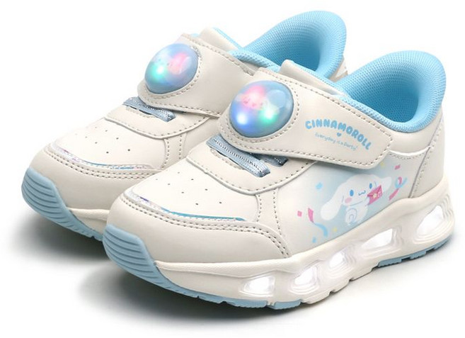 건종 신고 벗기 편한 시나모롤 바로인 루시드 라이팅 운동화