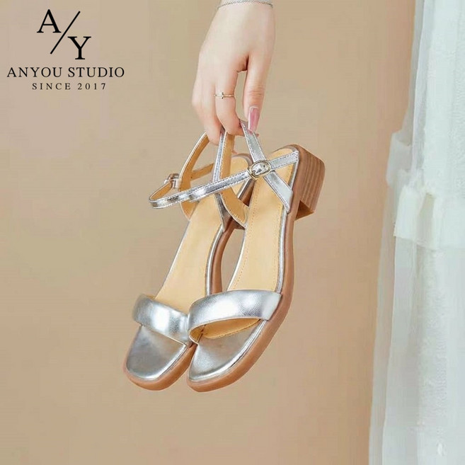 ANYOU 여성 샌들 데일리 캐주얼 가죽여름 샌들 낮은 굽 발편한 샌들