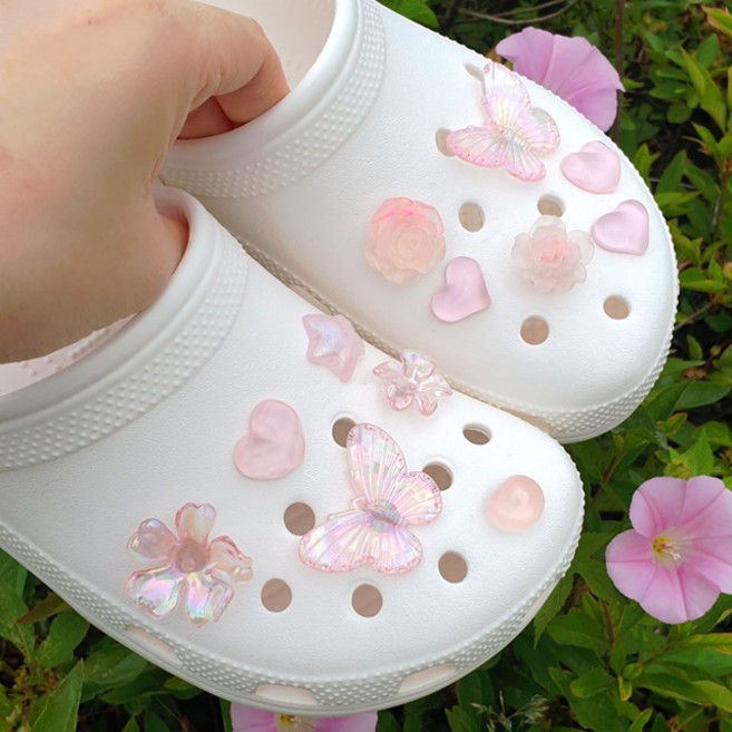 핑크 요정의 숲 신발 파츠 12p 세트 (리본키링증정) 나비 연핑크 피치 복숭아 오로라 홀로그램 펄 반짝이 하트 별 스타 장미 플라워 꽃 꽃잎 왕나비 큰나비 러블리