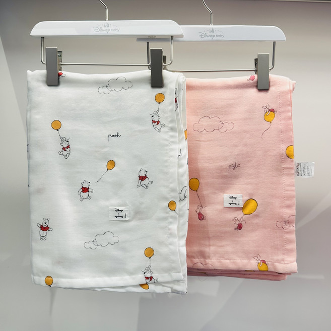 디즈니베이비 야탑NC점 너무 보드라운 소재의 얇고 가벼운 아기 푸우 피글렛 거즈이불입니다~~, WHITE