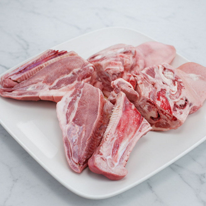 행복한돈 국내산 냉동 돼지머리 1두분 5.5kg, 1개, 2등분돼지머리