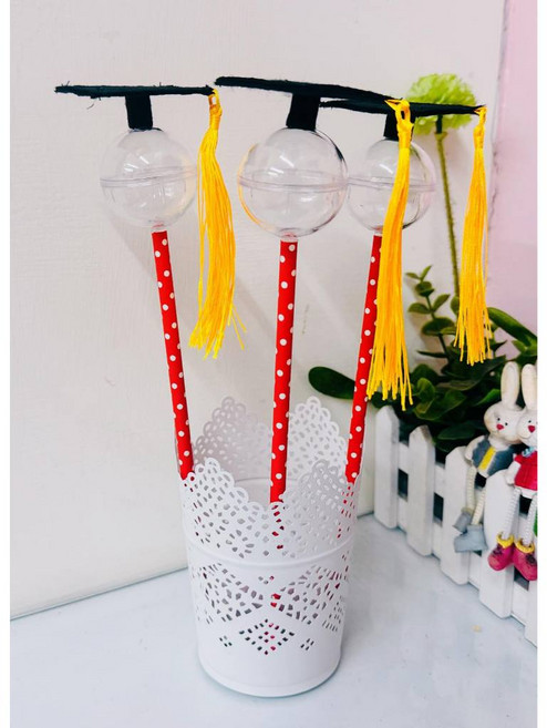 孟之坊婚禮精品舘 畢業帽金莎花棒．迷你畢業帽黃色流蘇版．學士帽畢業禮物．手作畢業花束, 1個, 黑色畢業帽黃色流蘇