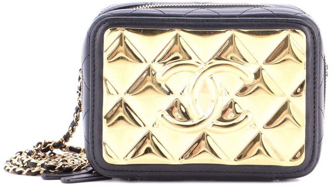 샤넬 중고 CC 지퍼 어라운드 클러치 체인 퀼팅 메탈 앤 램스킨 스몰 크로스 백