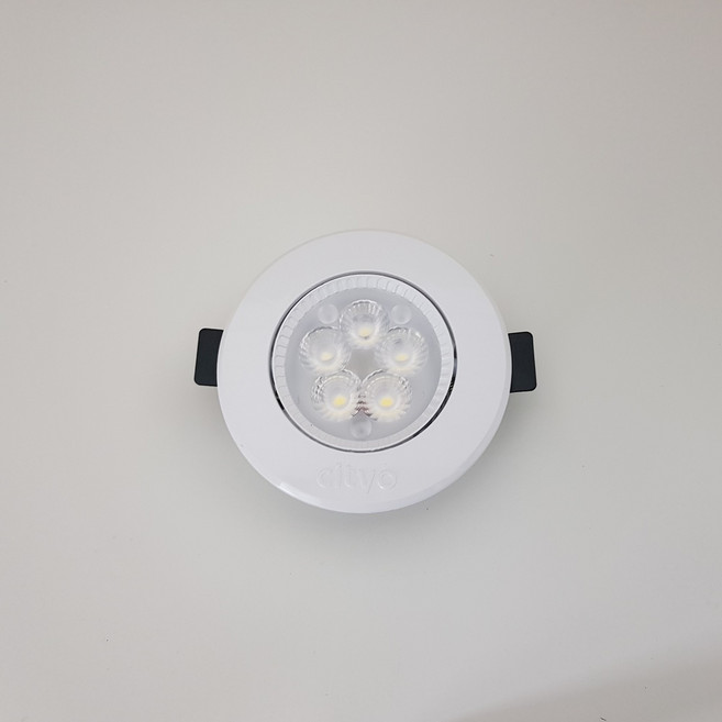 씨티오 LED MR16 일체형 5W 주광색 타공치수 75파이 85파이, 1개