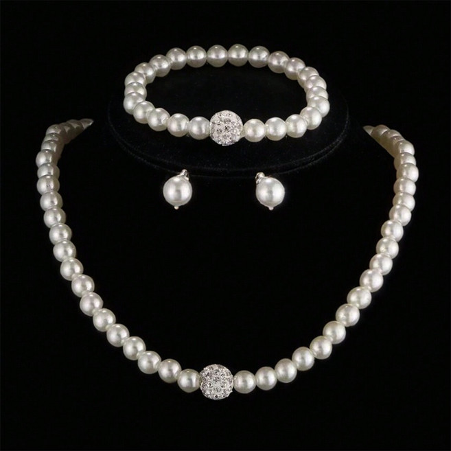 ROYALBELLE 여성 심플 진주 주얼리 귀걸이 + 목걸이 + 팔찌 3종세트 D01020301