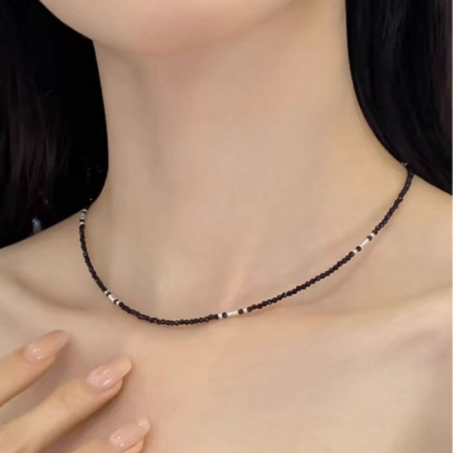 캔디플래닛 비즈 목걸이 여성 블랙 크리스탈 비즈 초커 목걸이