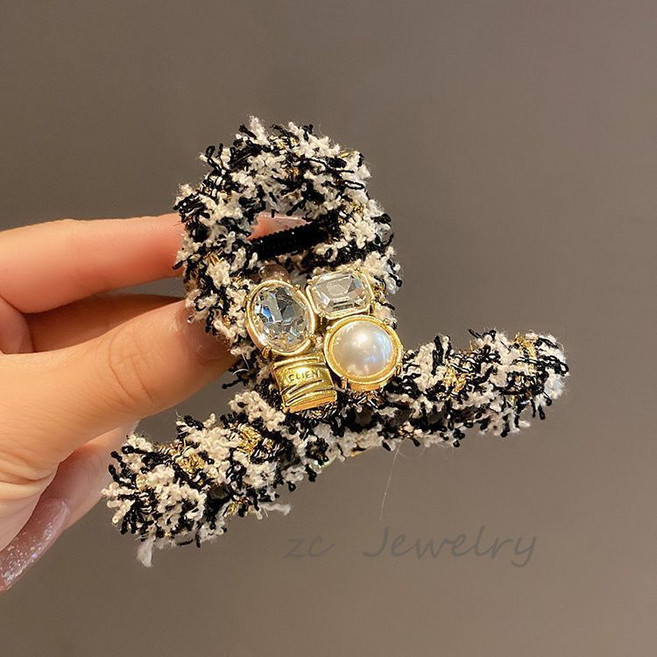 CLIEN 鯊魚夾 珍珠水鑽抓夾