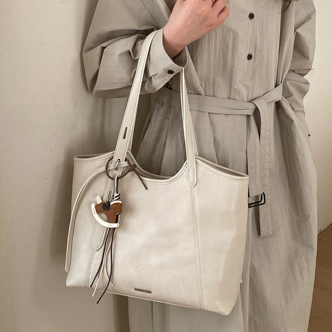 플랜앤유 소프트 PU 레더 토트백 숄더백 데일리 가방