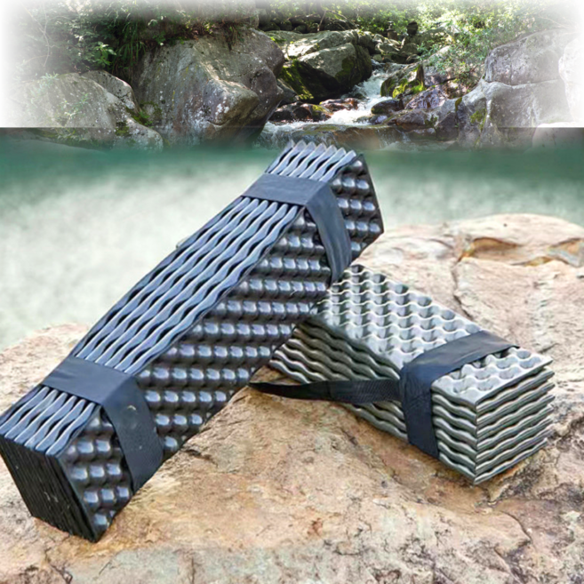 휴대용 경량 14단 접이식 발포 매트 파우치 차박 피크닉 엠보싱 싱글 돗자리 186cm, 카키