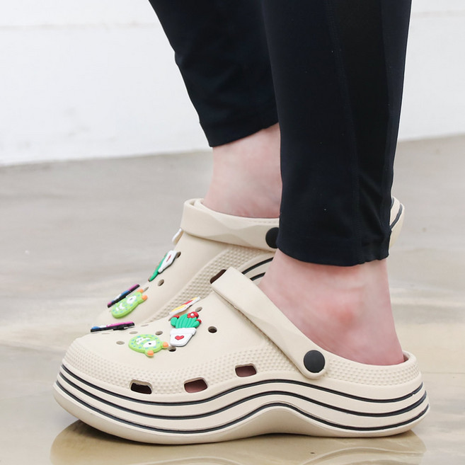 레이시스 여성 통굽 키높이 젤리 슬리퍼 아쿠아슈즈 샌들 EVA 실내화 여름 물놀이 신발 CR 치쿠제스