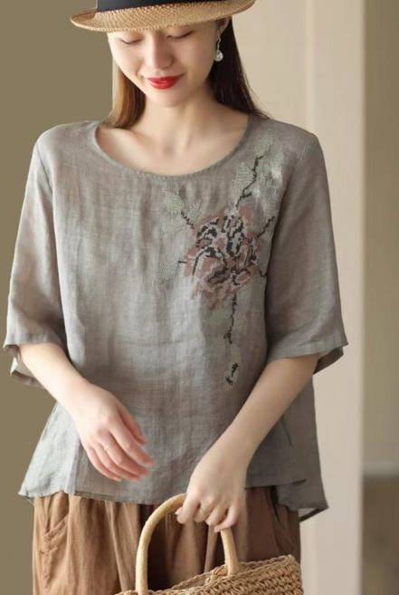 夏季新款文藝復古棉麻刺繡短袖T恤女寬鬆圓領套頭上衣