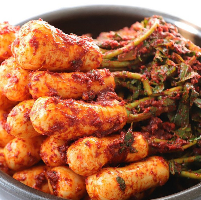 송가네장터 아삭아삭 달콤 시원한 국내산 총각김치 알타리김치 2kg, 1개