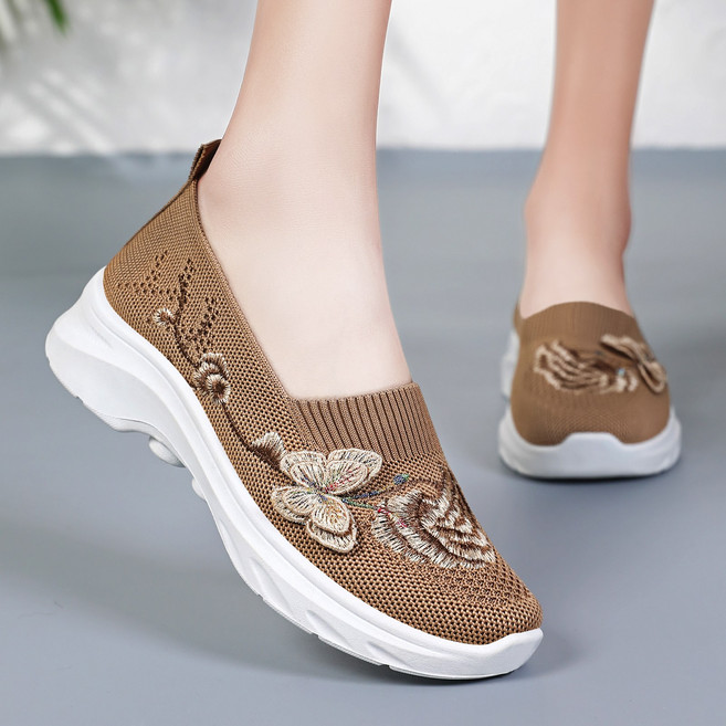 BLTER 엄마 신발 엄마 샌들 여름 발편한 미끄럼방지 통기성 슬립온 부드러운 캐주얼 니트 메쉬 슬립온 키높이 샌들 초경량 여성 스니커즈 메쉬 샌들 할머니 샌들G-ZC11