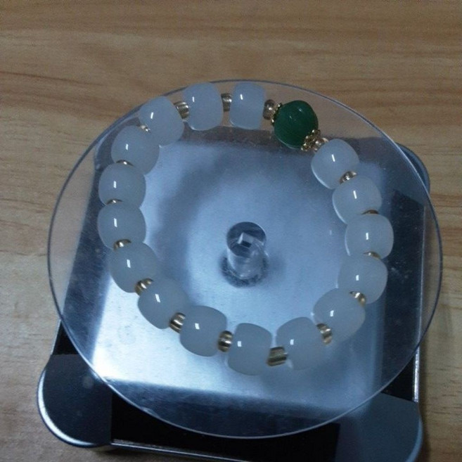 10mm 羊脂白玉老形珠設計款手串