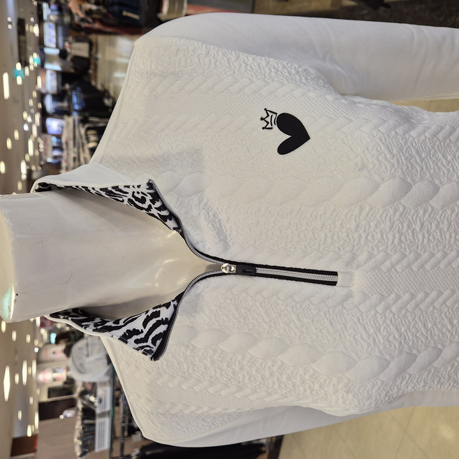 조르지오페리골프 nc울산점 여성 기모골프티셔츠 깔끔한티셔츠 신축성굿~! 국내생산의 고퀄리티~!! 배부분붙는거싫어하시면 한치수크게주문!!