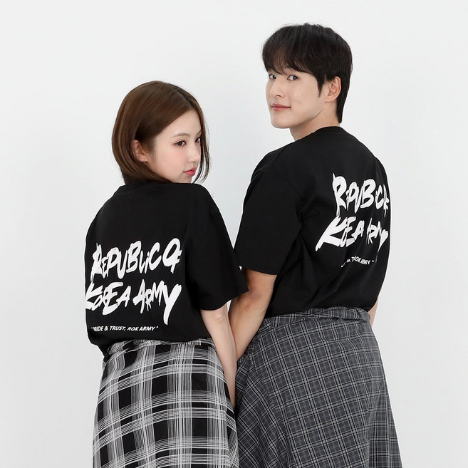 남녀공용 로카 반팔 오버핏 레터링 반팔티