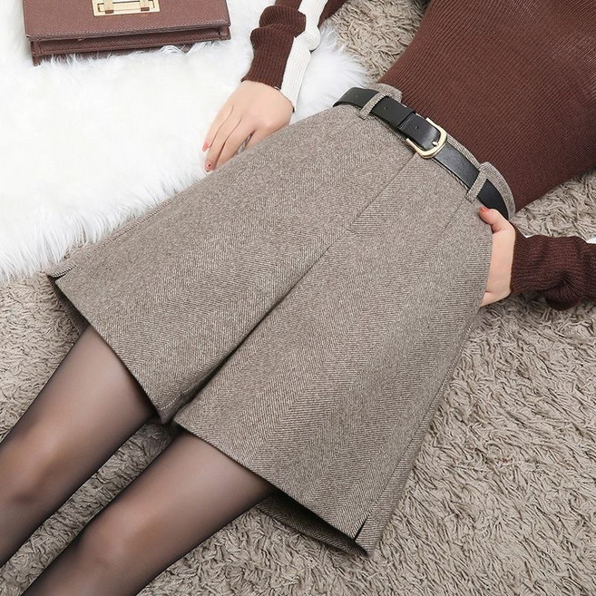 여성용 가을 겨울 하이웨스트 4부 모직 반바지 Women's shorts