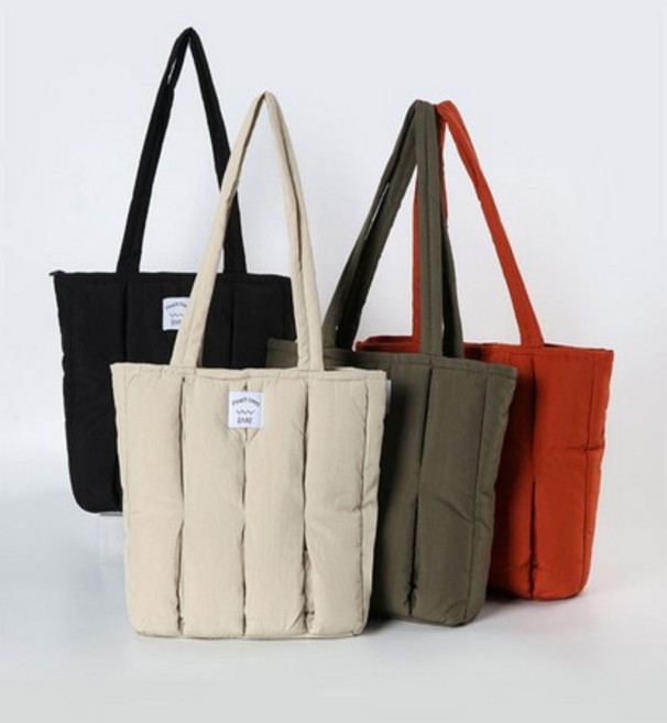 남녀공용 세로핀턱 겨울 누빔패딩 숄더백 에코백