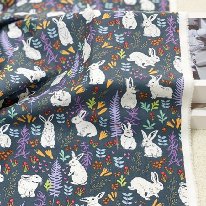 대폭 20수 면100% 빈티지 패브릭 천 원단 네이비토끼 토끼원단 토끼천