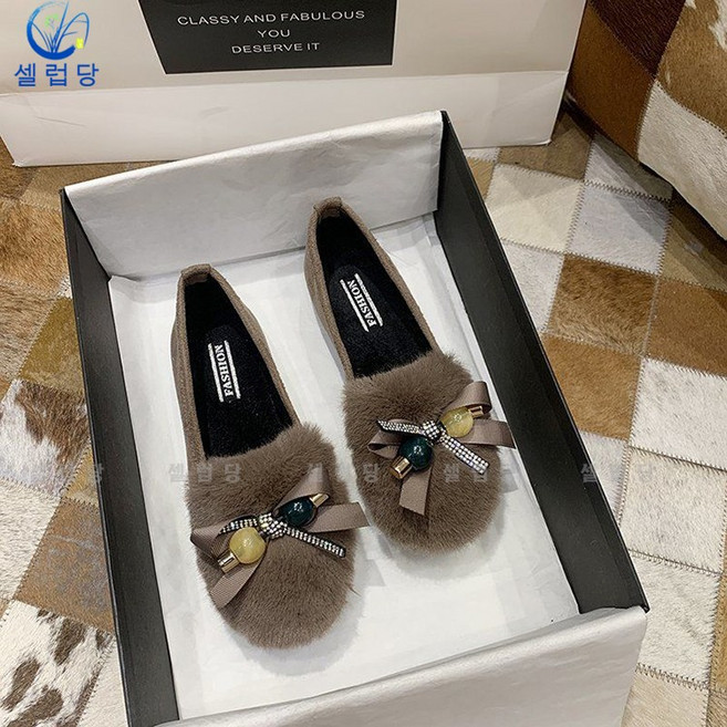 셀럽당 털신발 여 겨울 패션 기모 보온하다 면화 여자 가을 겨울 로퍼