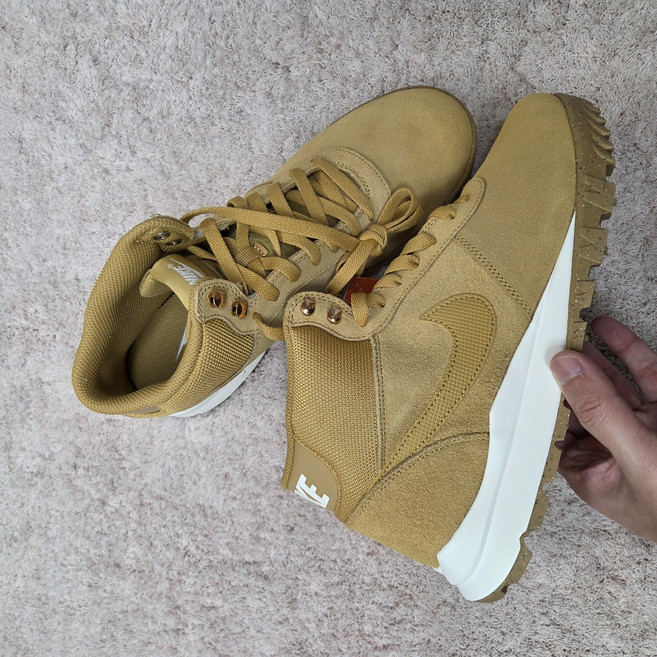 나이키 후드랜드 스웨이드 브라운 된장 부츠 워커 등산화 운동화 남성 키높이 가죽 방한화