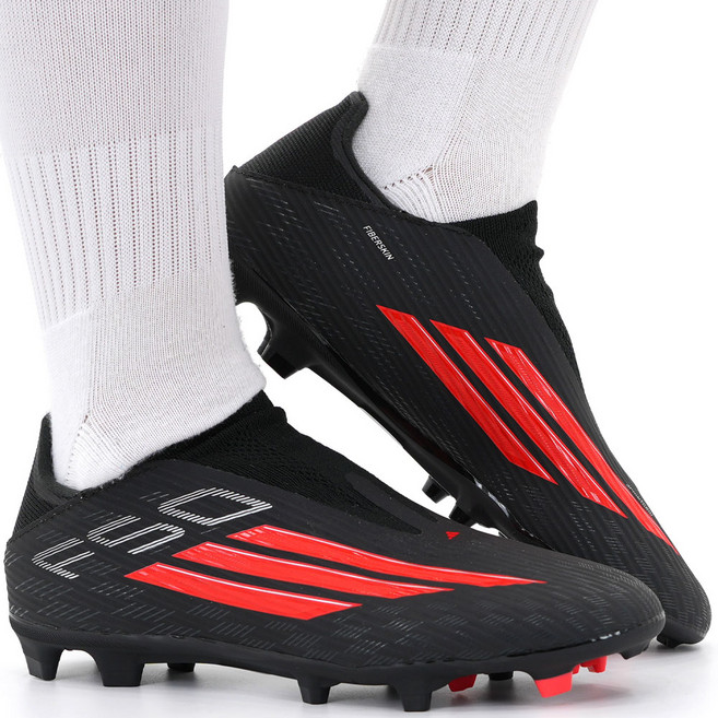 아디다스 성인 끈 없는 축구화 멀티그라운드 축구신발 레이스리스 혼용 스터드화 천연잔디 인조잔디용 FG화 맨땅 모든 구장용 MG화 연습 경기 훈련화