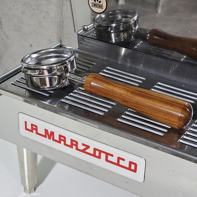 빈플랜트 라마르조코 58mm 바텀리스 포터필터 바스켓 포함 BFC 크렘원 E61 씨메03 05 호환, 1. 로즈우드(바스켓 포함)