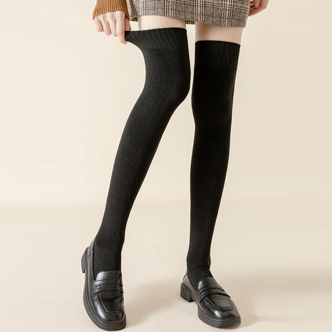 메이킹유 [1+1+1할인니삭스] 겨울 도톰 쫀쫀 보들 하이니삭스 슬림핏 날씬 WA168824윈터하이니삭스