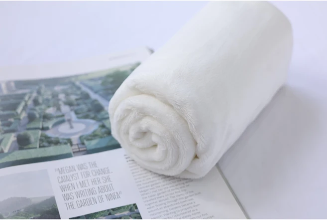 극세사 3mm 부드러운 털원단 키링 테이블덮개 인형만들기 포토카드 책상덮개 벨보아 열풍원단 12컬러 바느질감, 01 화이트, 1개 - 쿠팡