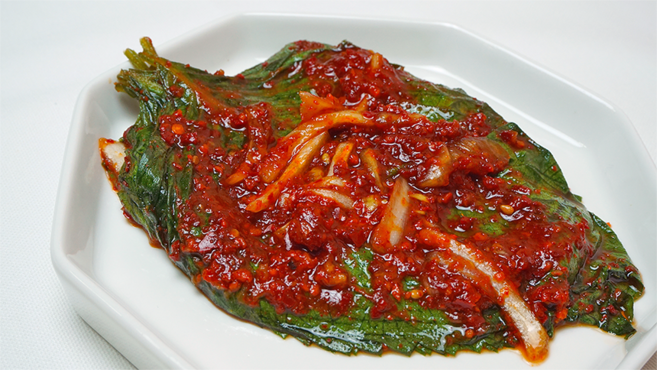 요리선생님이 매일 직접 만드는 정성가득한 수제반찬 양념깻잎 130g, 1개