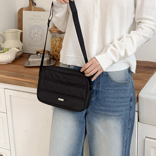 블랙야크 나일론 미니 크로스백 핸드폰 여권 여행 가방