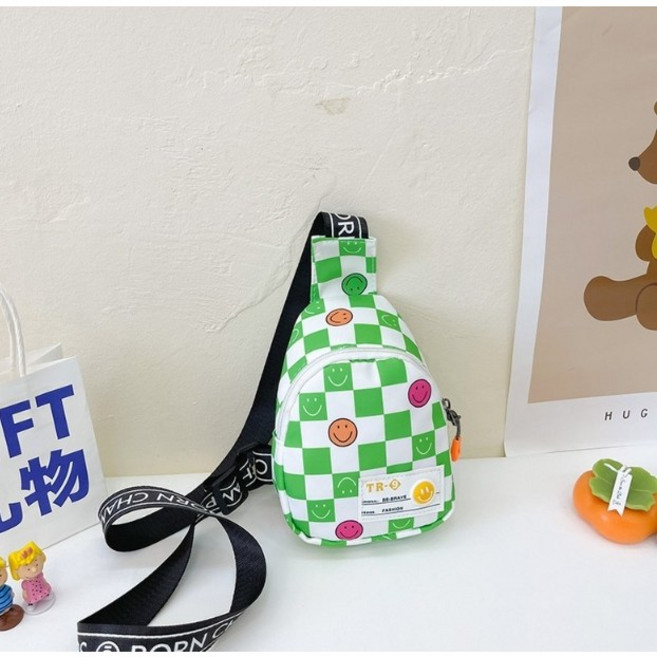 어린이집 생일 답례품 유아 키즈 체커 슬링백 스마일 힙색 크로스 아동 어린이가방 구디백, 1개, 그린