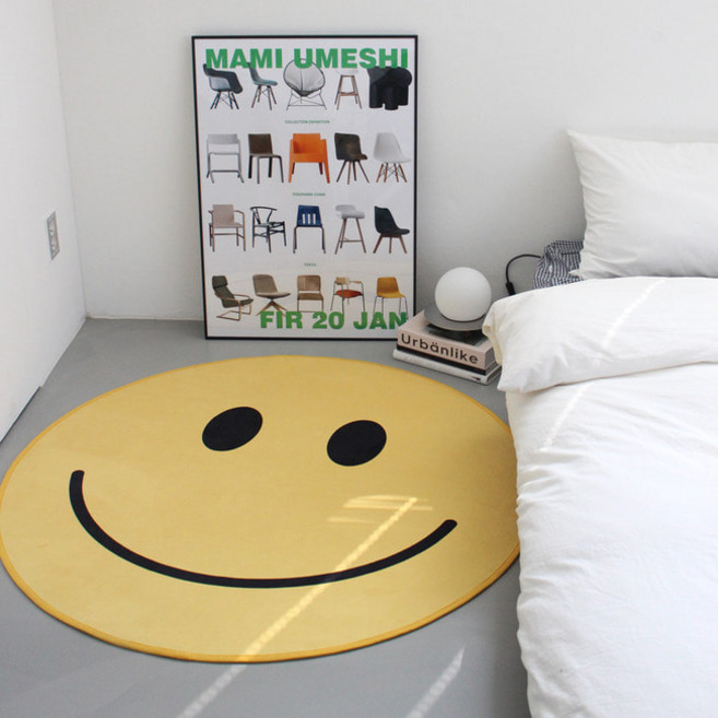1인가구 자취템 스마일 방수 원형 러그 발매트