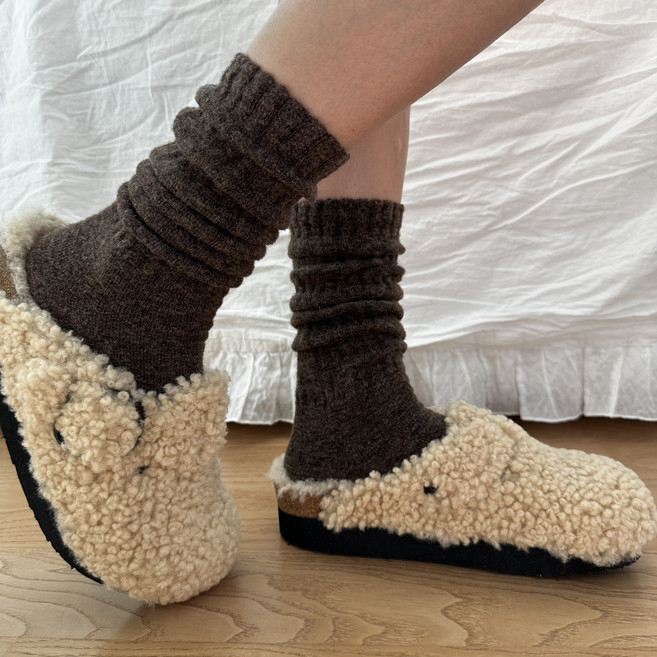 아모르디어 국산 캐시미어 울 무압박 편한 주름 양말 도톰한 니삭스