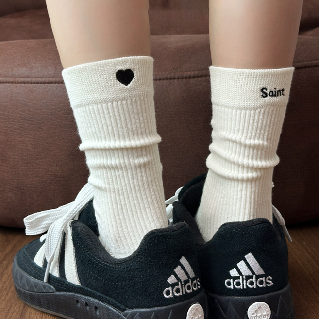 Strawberry Party 여성 AB 자수 중목양말 순면양말 사계절 캐주얼 패션 양말 3켤레 23-25cm