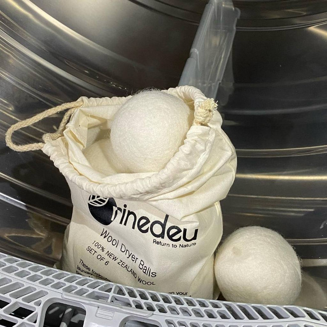 Rinedeu 紐西蘭羊毛烘衣球6入組，衣物柔軟防皺，減少靜電，適用新生兒與敏感肌, 1個, 羊毛烘衣球（6入/組）, 白色
