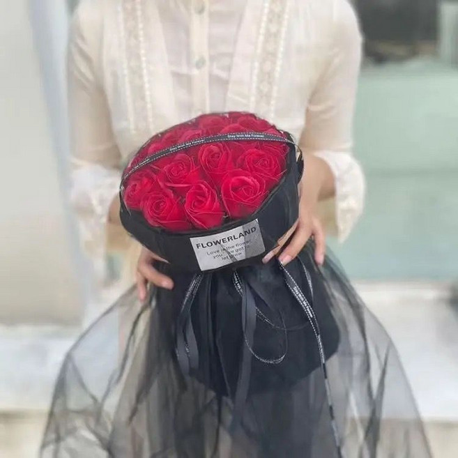 99朵香皂玫瑰花束 永生花 禮物, 1個, 19朵蒙紗黑紅沒有禮品