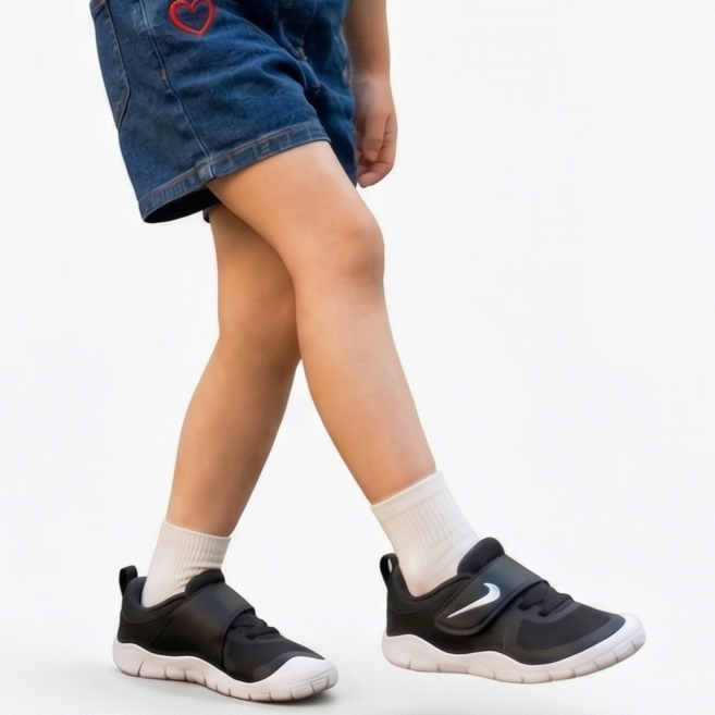 국내매장판 나이키 키즈 시원한 경량 찍찍이 스우시 운동화 KMQQ 신고 벗기 편한 운동화