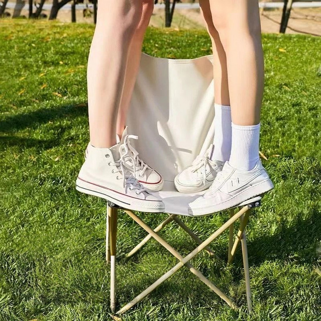 라온샵 캠핑의자 접이식 경량 캠핑 체어 낚시 야외용 폴딩 의자, 1개, 화이트