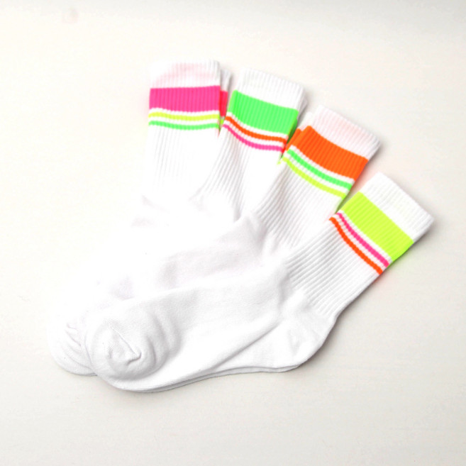 해피라운지 남여공용 네온 형광 삼선 양말