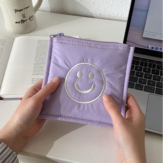 말랑젤리 파스텔 퐁퐁 스마일리 파우치