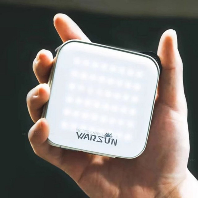 밸류킹 WARSUN 휴대용 아웃도어 LED 캠핑랜턴 태양광 충전 IPX6 방수 CP36 4800mAh, 그레이, 1개