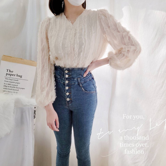 扉娜VINASHOP 韓系氣質V領泡泡袖毛邊雪紡襯衫 - 杏色