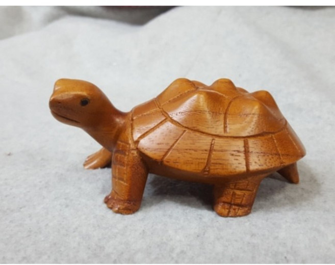 [소품팩토리]건강과장수 10cm 원목 거북이 한마리 거북이 장식소품 목각 거북이 풍수인테리어소품, 10cm 거북이 한마리