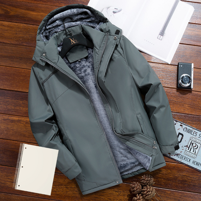 [아웃도어룩] 남성 방수방풍자켓 가벼운 착용감의 겨울보온 등산복