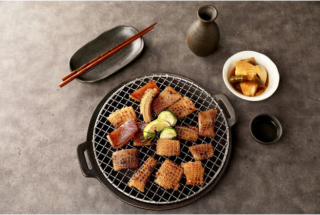 양념돼지벌집껍데기 1kg - 간장양념으로 짭쪼롬하고 쫄깃한 맛이 일품 벌집껍데기, 1개