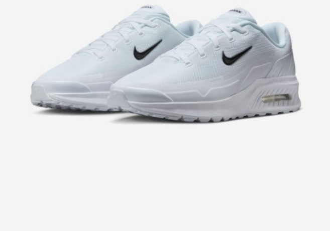 나이키 정품 세련된 메쉬 갑피로 뛰어난 통기성 뒷꿈치의 멕스에어 유닛으로 경량의쿠셔닝 제공 에어맥스 남성운동화