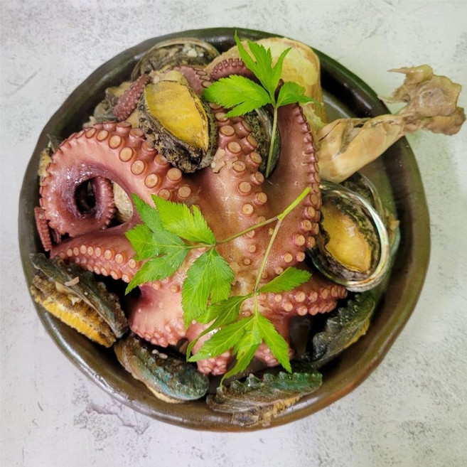 자연산 돌문어 쫄깃한 완도 데친문어 문어숙회(냉동 300g), 1개, 300g 1개