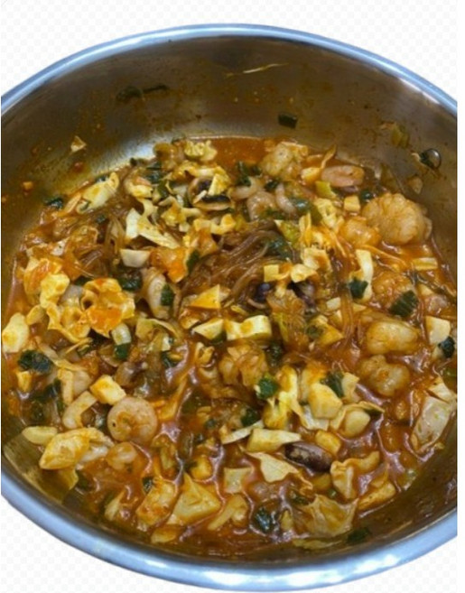 차려낸 매콤양념 낙곱새전골 고소한곱대창 풍성한해물, 2개, 700g