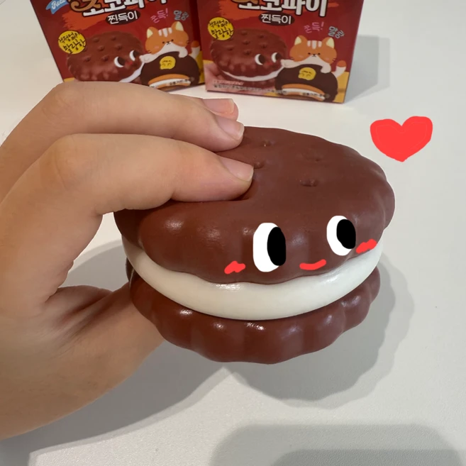 셀로우 쫀득 초코파이 말랑이 스트레스 해소 스퀴시, 1개, 80g, 초코 - 쿠팡